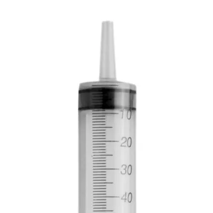 Οι Σύριγγες σίτισης 60 ml (σύριγγες τροφής) της Kanghua είναι ειδικά σχεδιασμένες για την παροχή τροφής σε ασθενείς. Διαθέτουν φαρδύ ρύγχος τύπου καθετήρα, το οποίο επιτρέπει εύκολη ροή υγρής τροφής ή θρεπτικών σκευασμάτων, καθιστώντας τις ιδανικές για χρήση σε νοσοκομειακά ή κατ’ οίκον περιβάλλοντα.